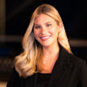 Meet your Posher, Caroline